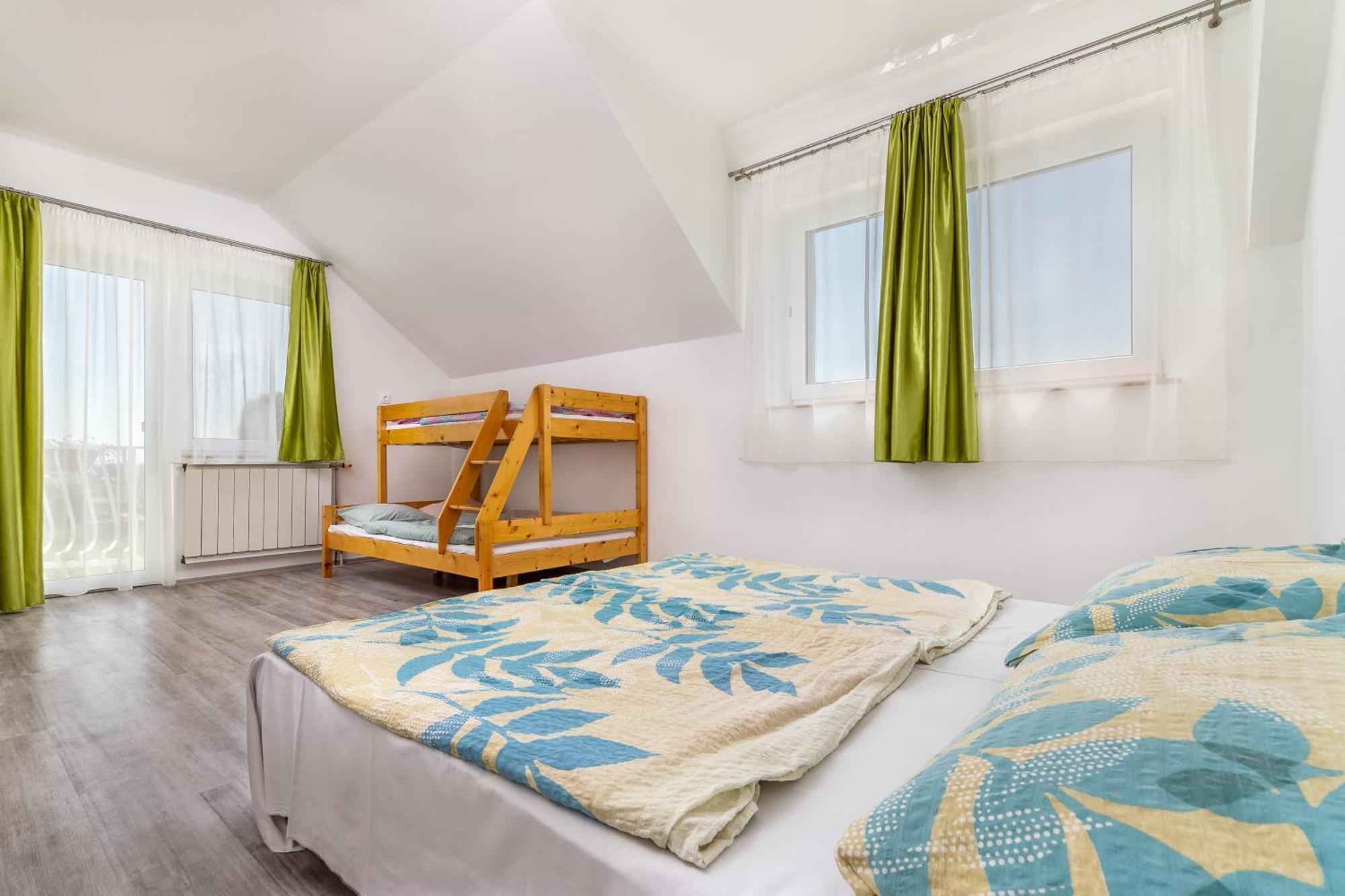 Hotel Katalin Vendeghaz Gyenesdiás Esterno foto